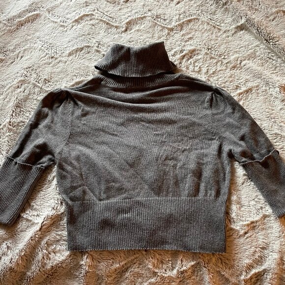 Heather Grey Cropped Turtleneck - Women's S - Picture 1 of 1